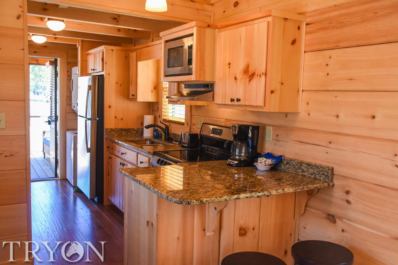 Tryon Resort Mill Spring Bagian luar foto